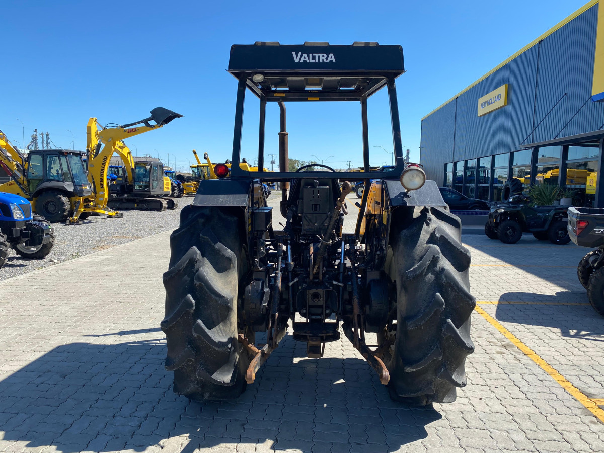 TRATOR, 785 - Marca: VALTRA - Super Tratores