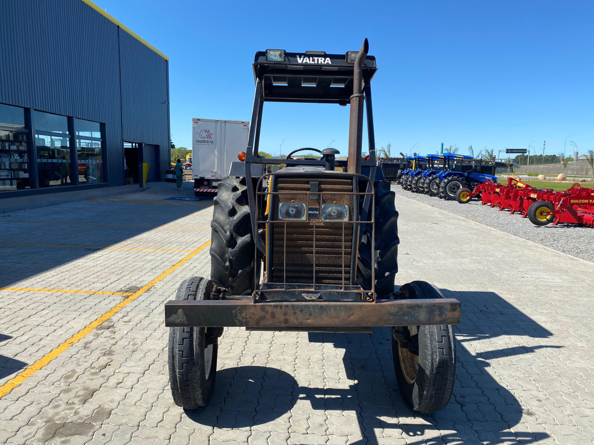 TRATOR, 785 - Marca: VALTRA - Super Tratores